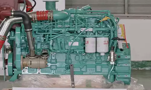 6LTAA8.9-M300 Marine Engine