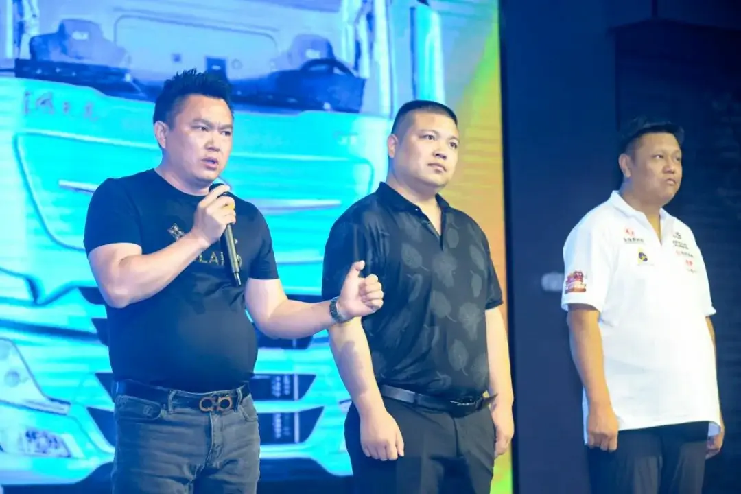 DCEC Integrated Power Chain Tianlong GX Launched (4)