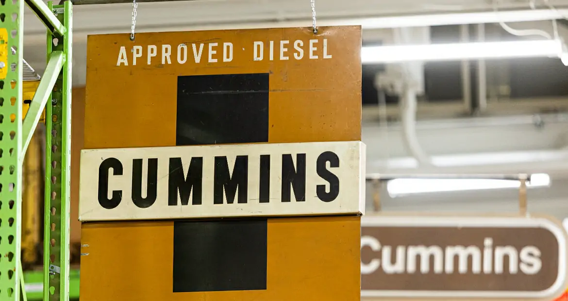 WHAT ARE THE TYPES AND COMPONENTS OF A DIESEL ENGINE